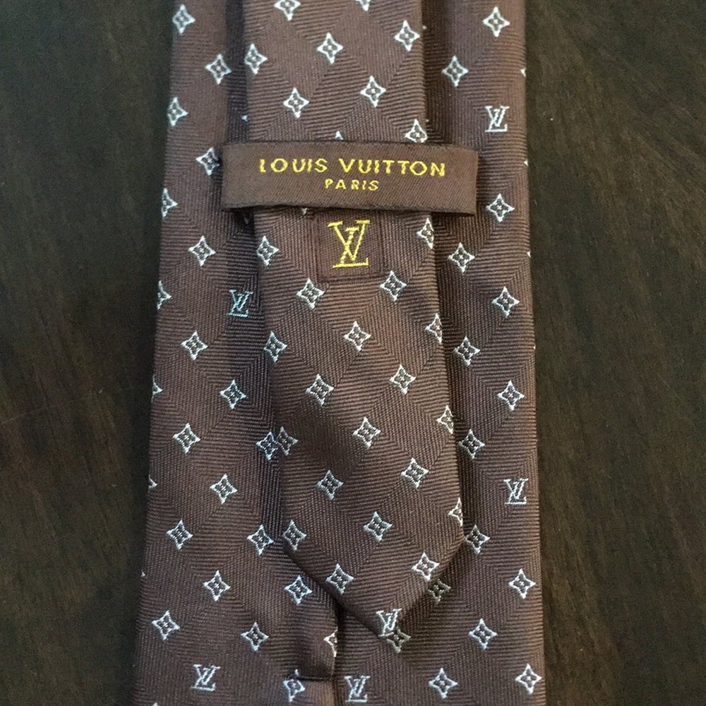 Authentic Louis Vuitton tie